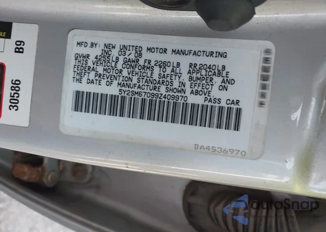 2009 Pontiac Vibe from USA, damaged, VIN 5Y2SM67099Z409970
